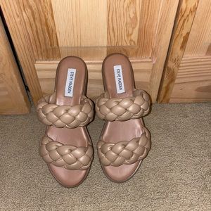 🌼Steve Madden sandals